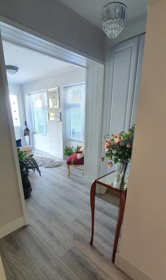 124 ,Castlelawn Heights, Headford Road Galway Homestay Bagian luar foto